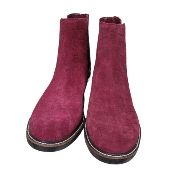 Vince Camuto Kelivena Red Croc Suede Fire Brick Chelsea Boot Size 9 - Picture 9 of 10